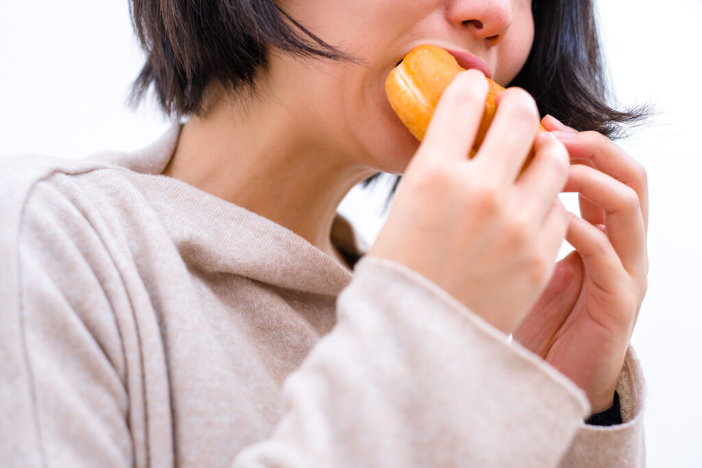 お菓子食べ過ぎでも太らない人の秘密とは？
