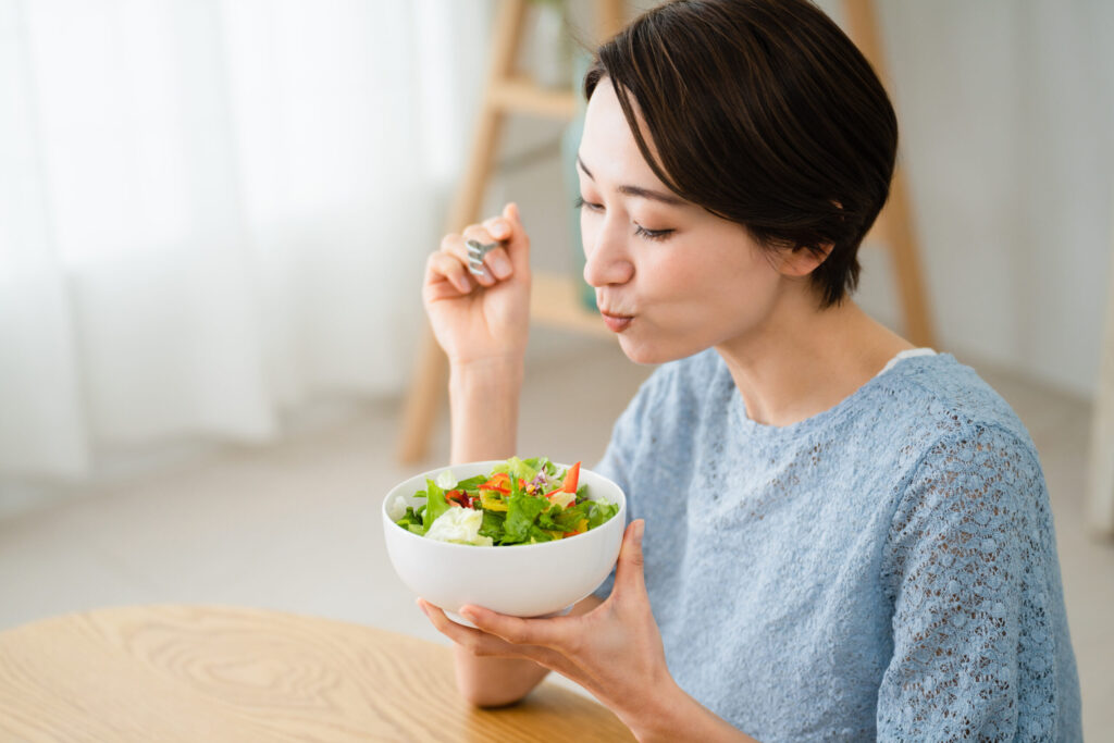 夜ご飯を食べないダイエットで1ヶ月に何キロ痩せるか